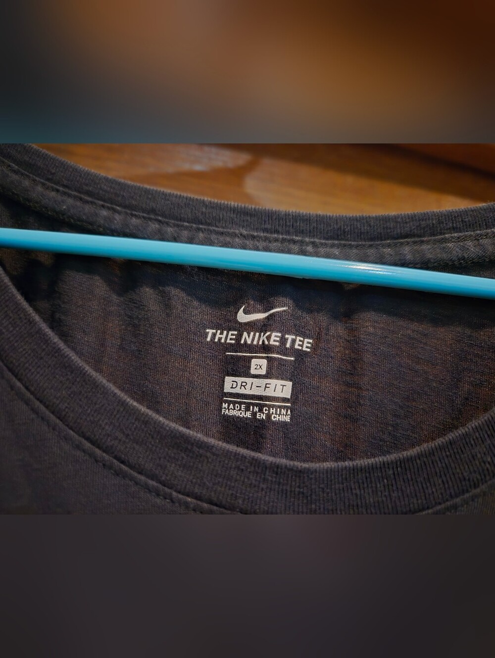 Nike Black Short Sleeve Tee with White Swoosh - Picture 7 of 15